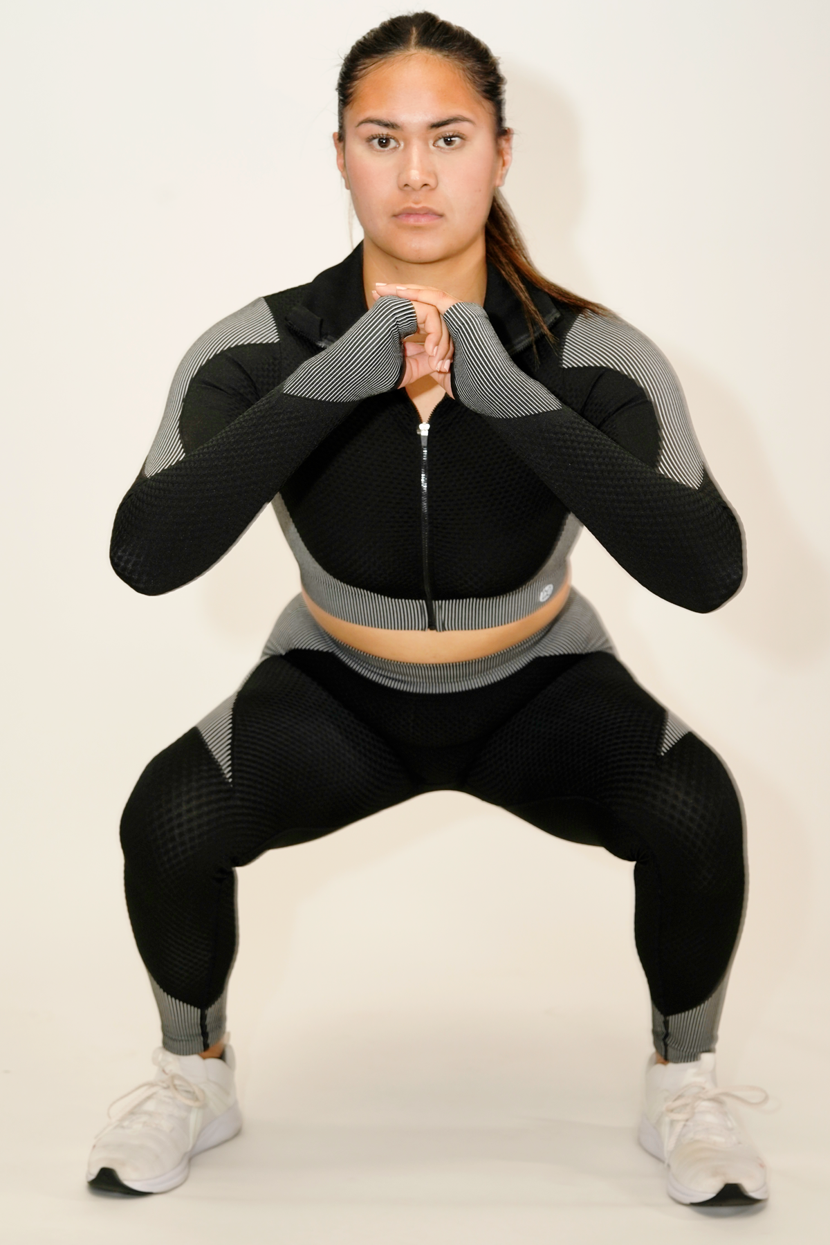 Style 11 - Women's Gym Top & Bottom Set