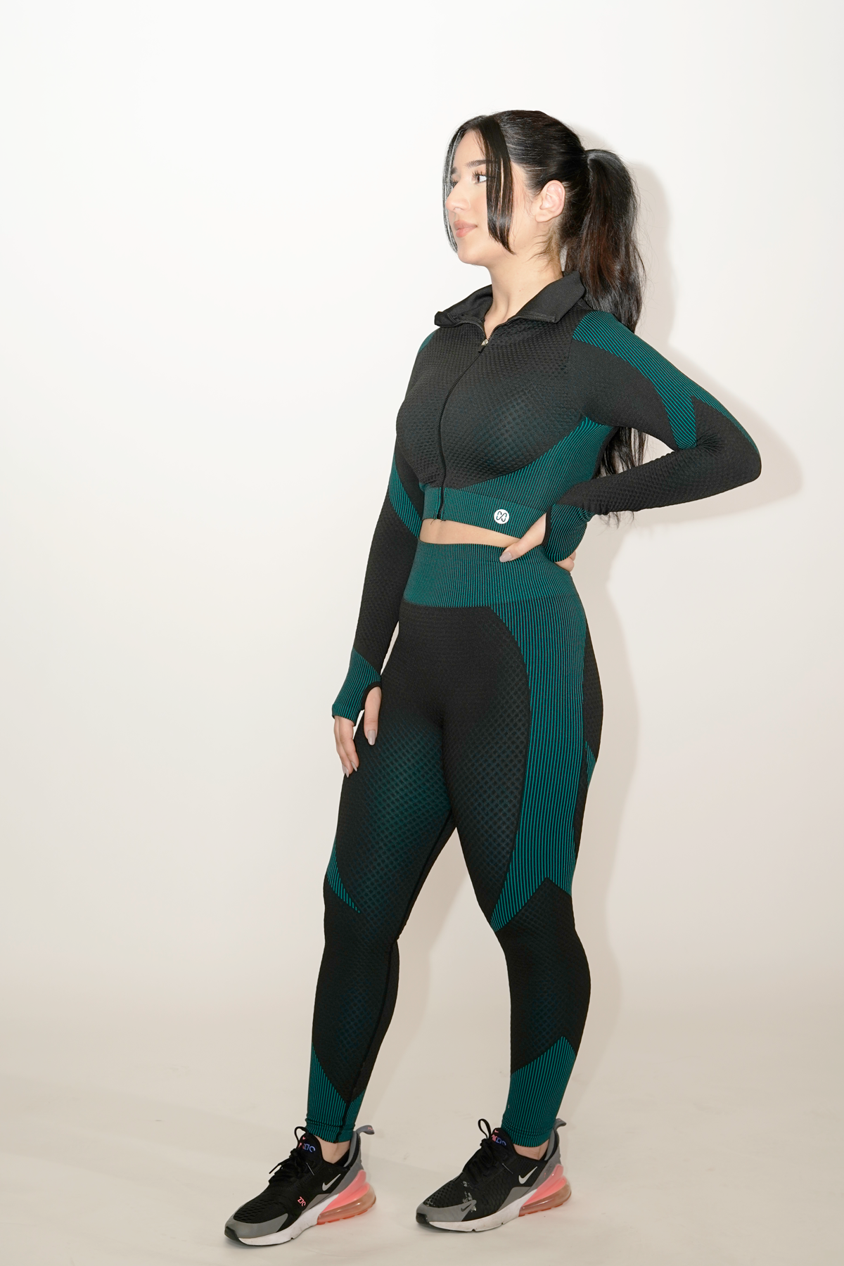 Style 12 - Women's Gym Top & Bottom Set