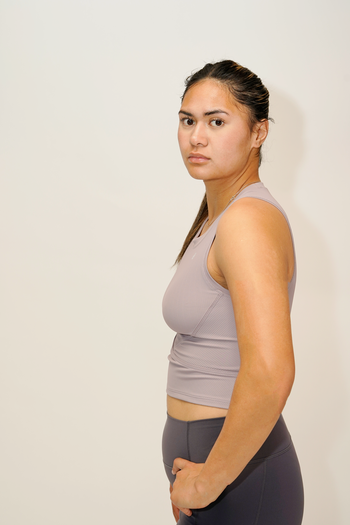 Style 40 - Women's Tops