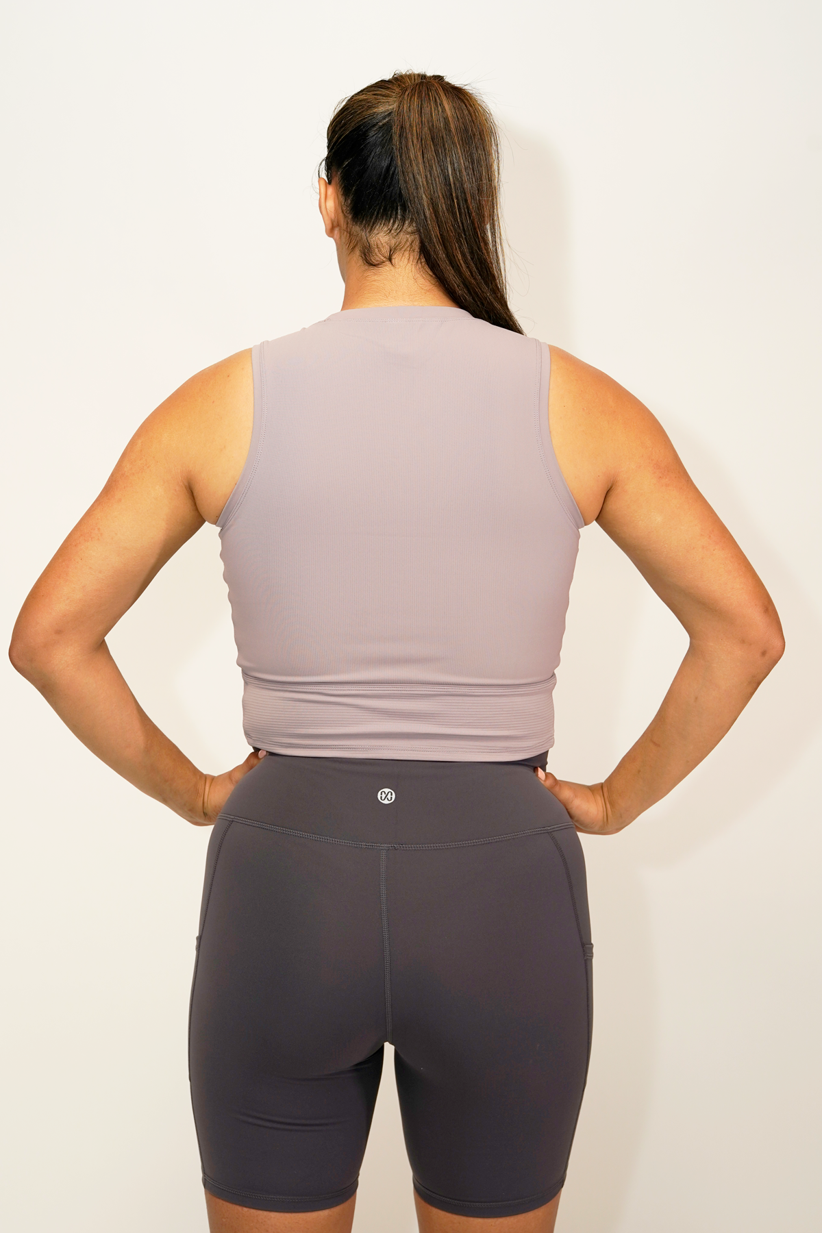 Style 40 - Women's Tops