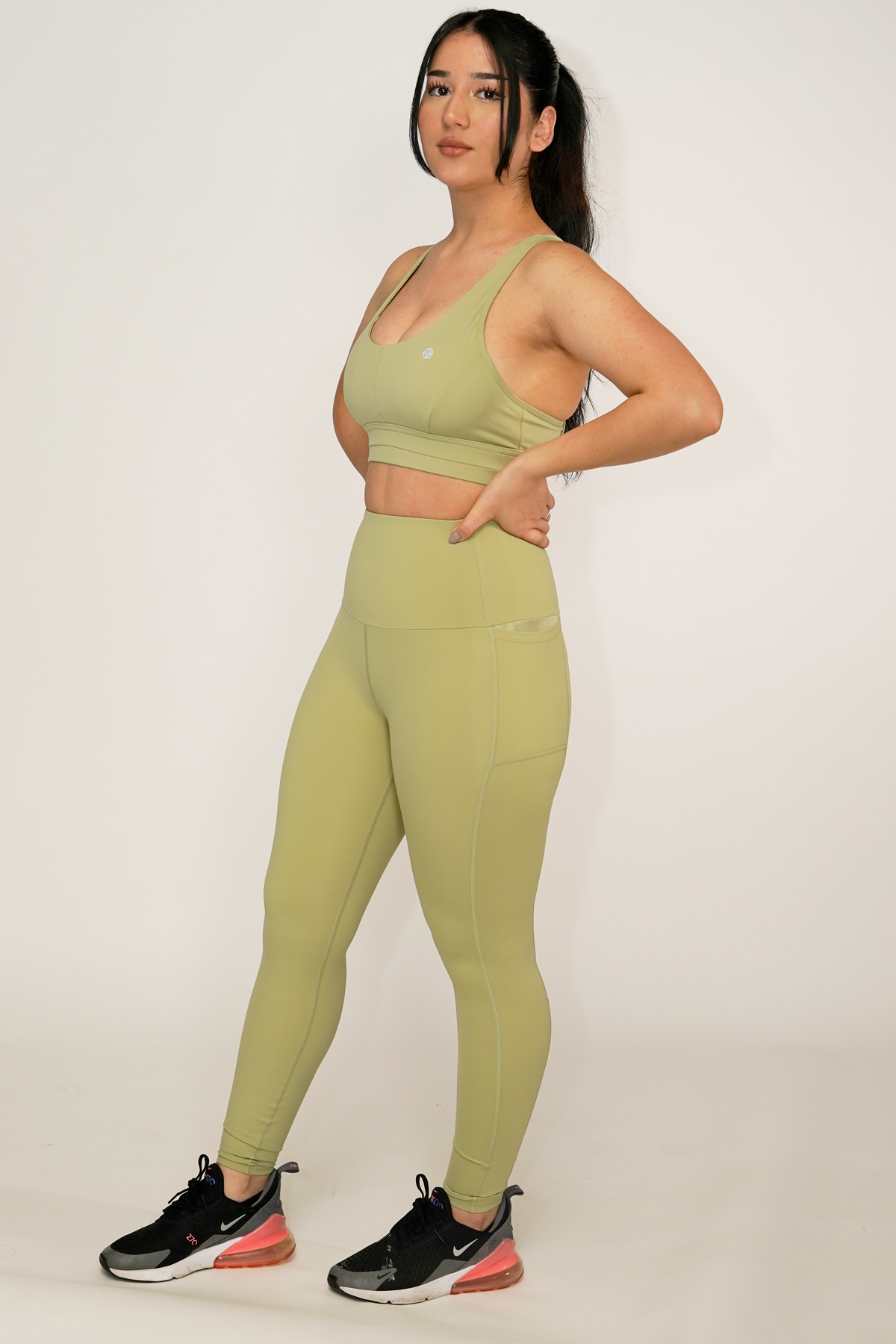 Style 68 - Women's Gym Top & Bottom Set