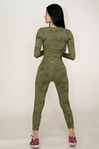 Style 61 - Women's Gym Top & Bottom Set