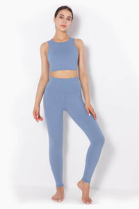 Style 64 - Women's Gym Top & Bottom Set